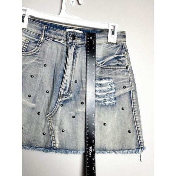 Forever21 Distressed Studded Denim Mini Skirt Womens 26 Grunge Alternative - Picture 7 of 9